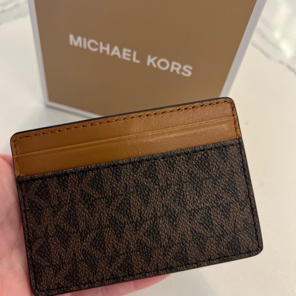 Michael Kors Brown Key Card Holder with Monogram Print - Picture 4 of 5